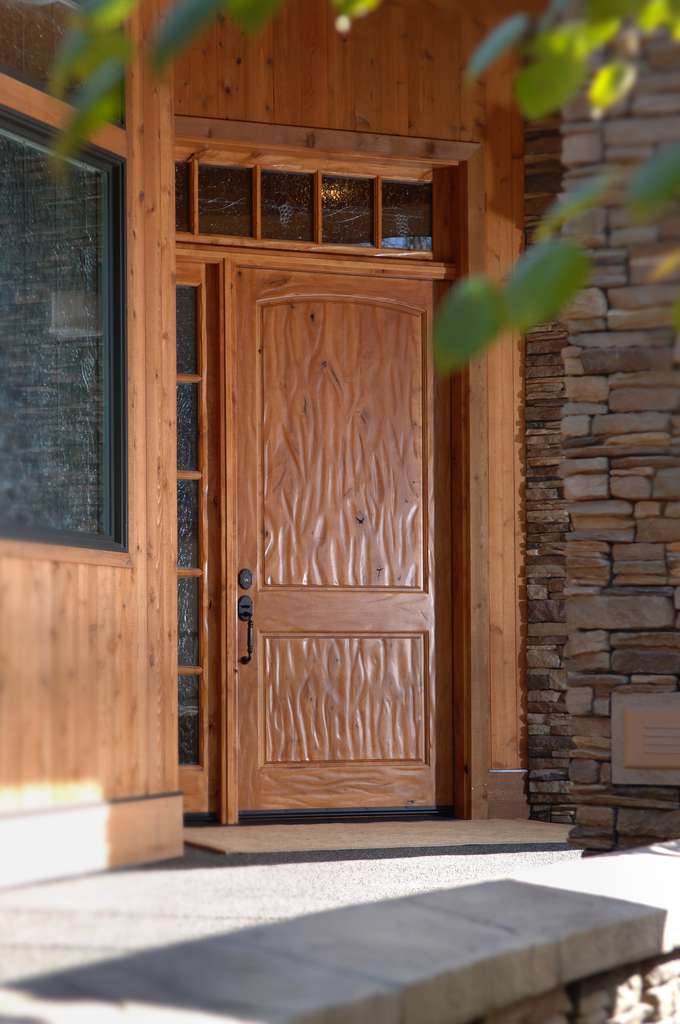 4082-A_Panel_Rustic_Exterior_4705_1705_Sidelite_Exterior_Interior_6705_3705_Transom_Exterior.jpg