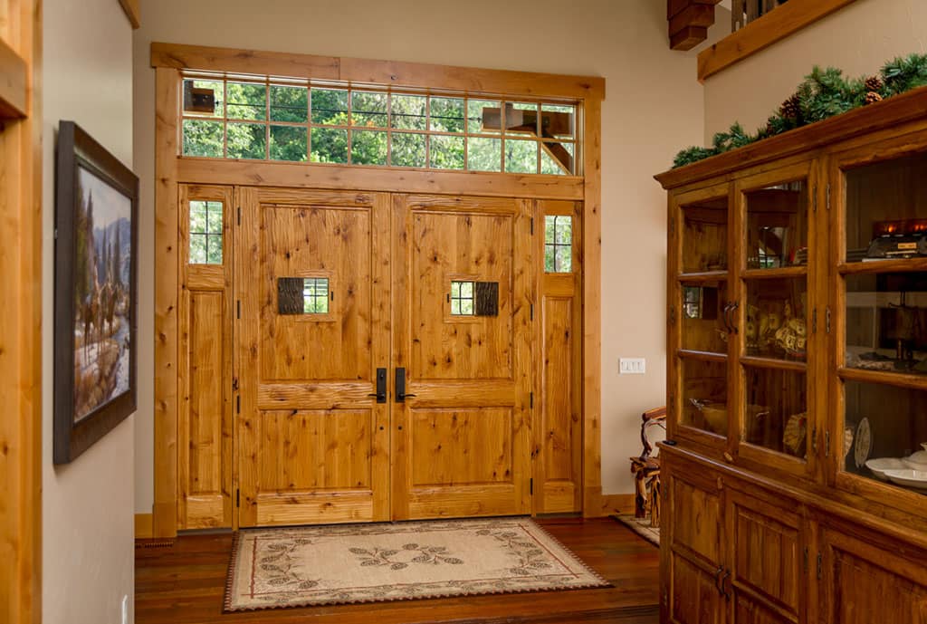 4082_Rustic_Panel_Plank&Speakeasy_Exterior_2.jpg